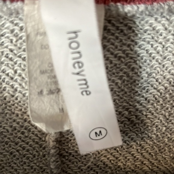 Pink and grey Honeyme sweatshirt. Medium - Picture 2 of 3